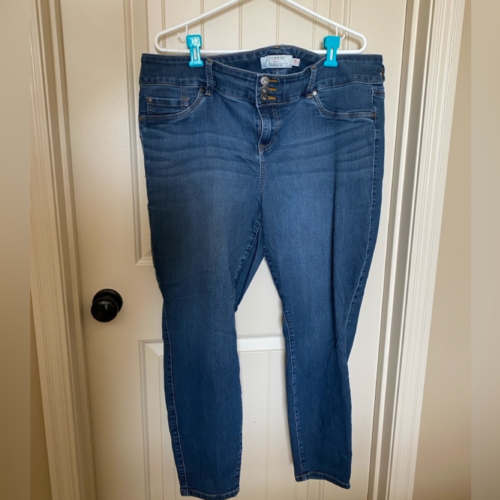 Torrid jean pants size 22